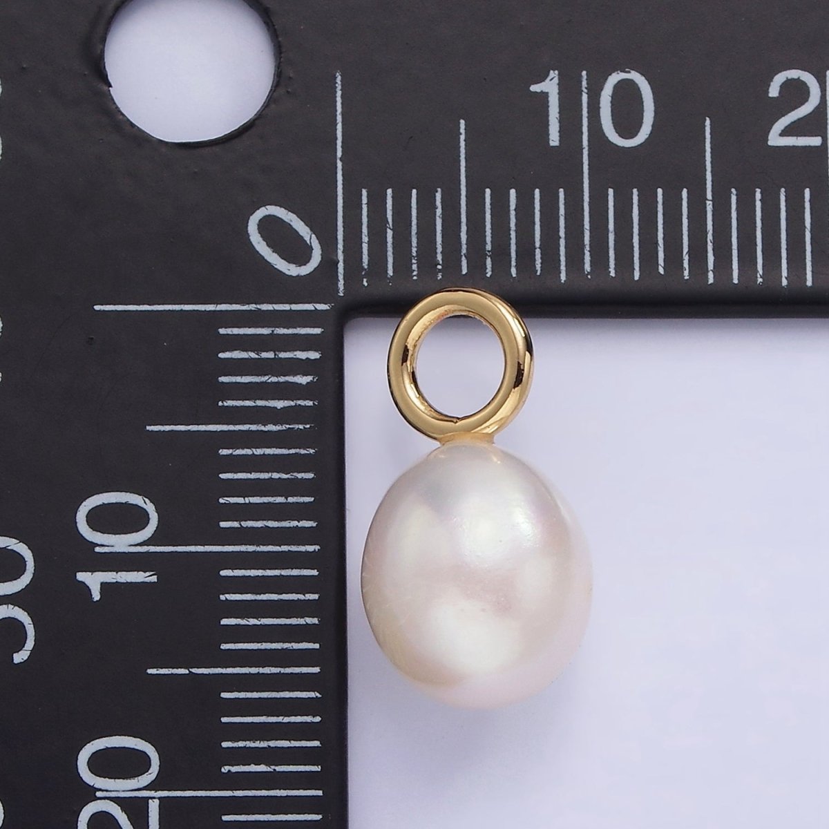 14K Gold Filled 15mm White Freshwater Pearl Teardrop Drop Pendant | P1689 - DLUXCA