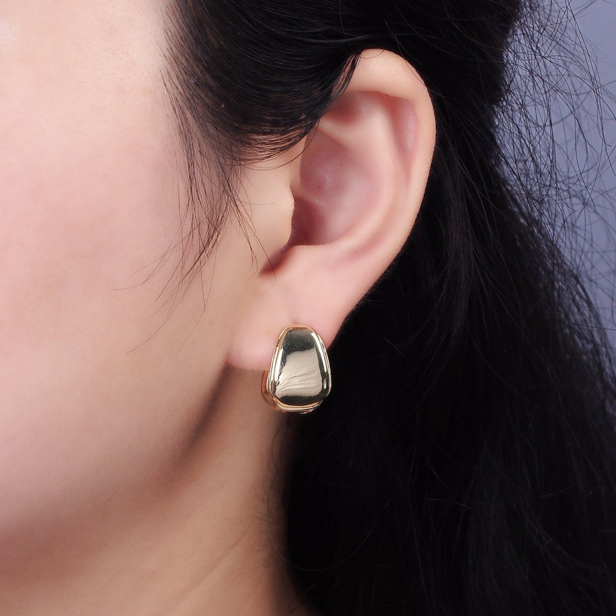 14K Gold Filled 17mm Rounded Square Wide Geometric Huggie Earrings | AB1112 - DLUXCA