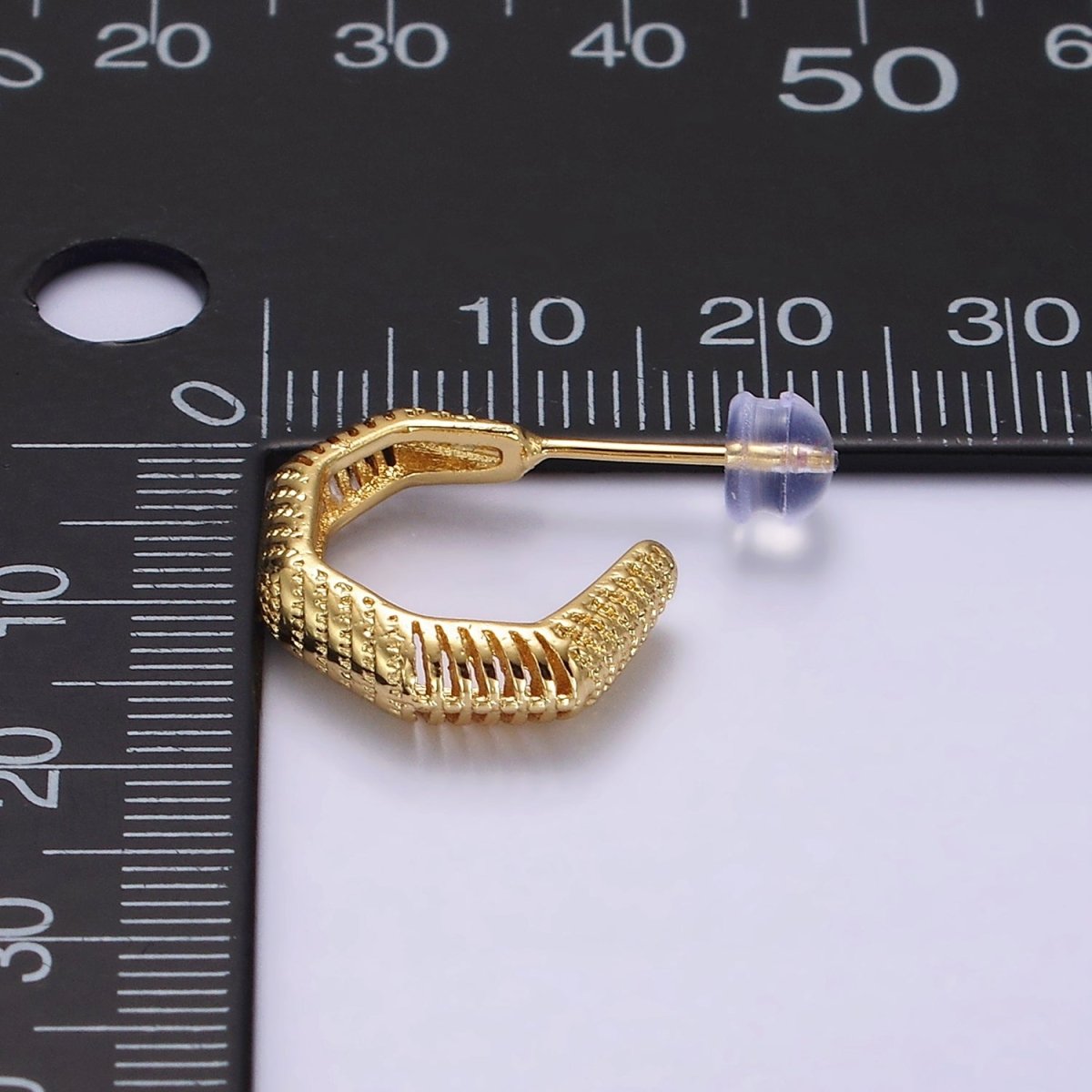 14K Gold Filled 18mm Open Textured Geometric C-Shaped Hoop Earrings | AB1117 - DLUXCA