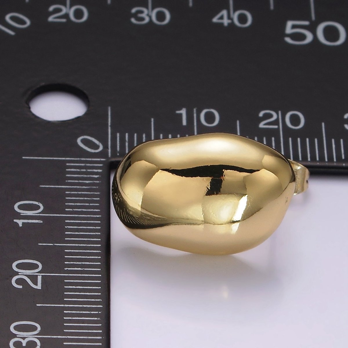 14K Gold Filled 20mm Abstract Hammered Oval Bean Minimalist Stud Earrings | AE370 - DLUXCA