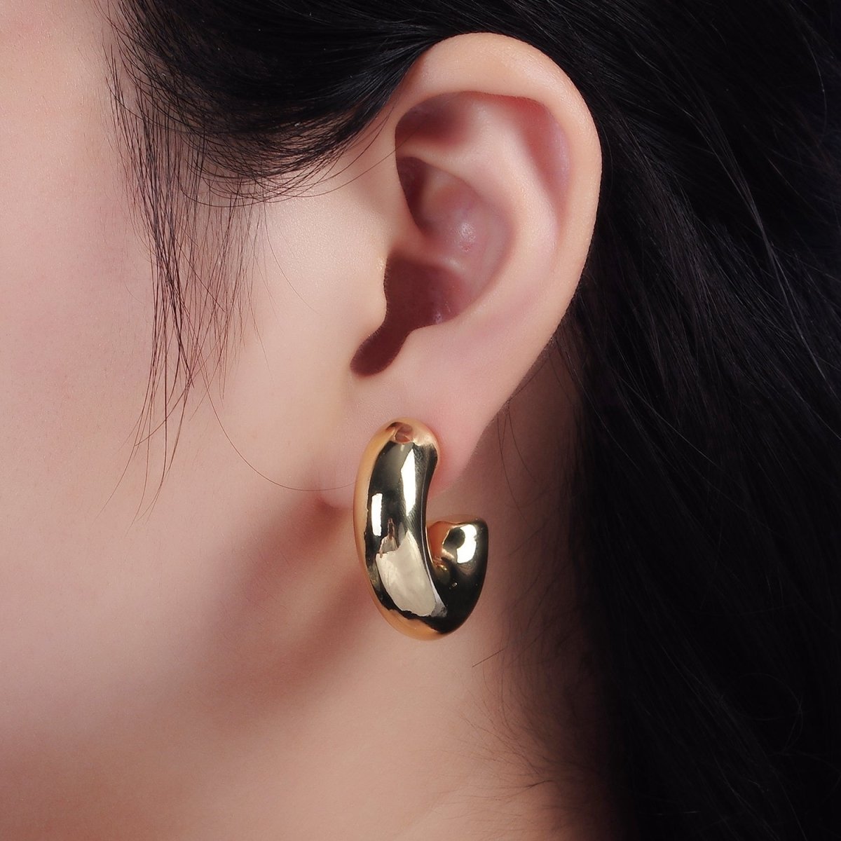 14K Gold Filled 25mm, 30mm Chubby C-Shaped Minimalist Hoop Earrings | AE354 AE355 - DLUXCA