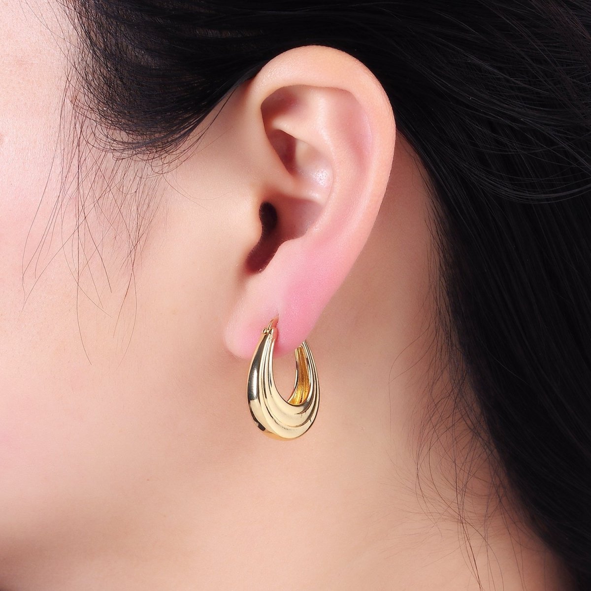 14K Gold Filled 25mm Line-Edged Dome Latch Hoop Earrings in Gold & Silver | AB1343 AB1344 - DLUXCA