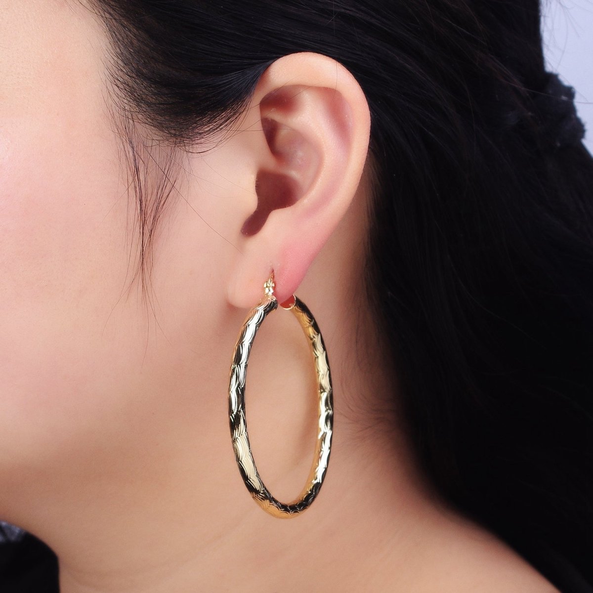 14K Gold Filled 35mm, 45mm, 55mm Cloudy Curved-Line Textured French Lock Latch Hoop Earrings | AE014 - AE016 - DLUXCA