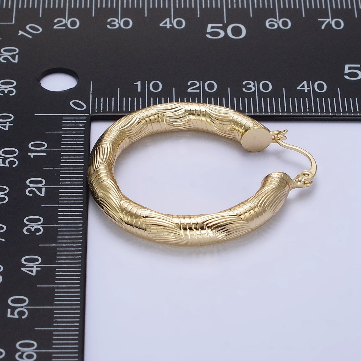 14K Gold Filled 35mm, 45mm, 55mm Curved Line Textured Latch French Lock Hoop Earrings | AE006 -AE008 - DLUXCA