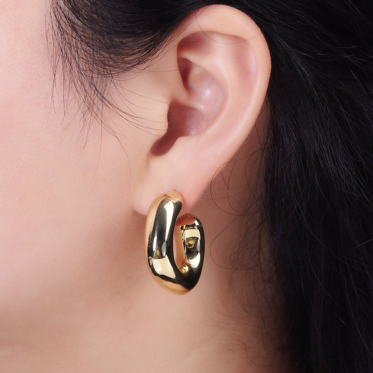 14K Gold Filled 35mm Chubby Rhombus C-Shaped Hoop Earrings in Gold & Silver | AE214 AE384 - DLUXCA