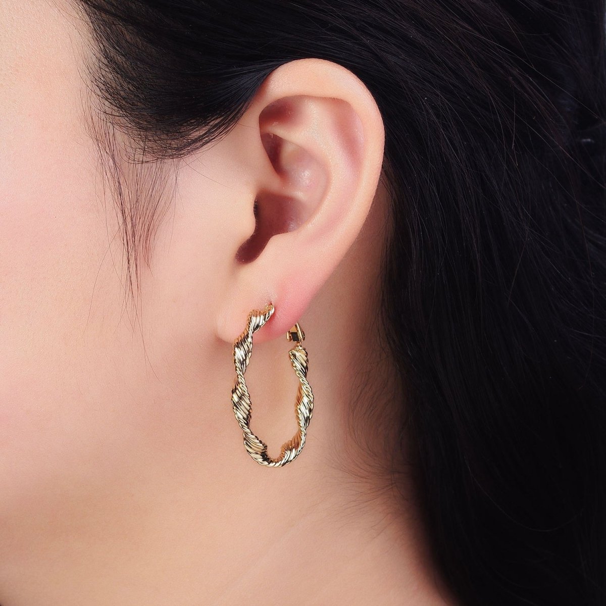 14K Gold Filled 36mm Twisted Singapore Hinge Hoop Earrings | AE046 - DLUXCA