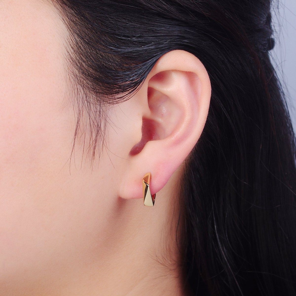 14K Gold Filled Geometric Hexagon Huggie Hoop Earrings P-374 - DLUXCA