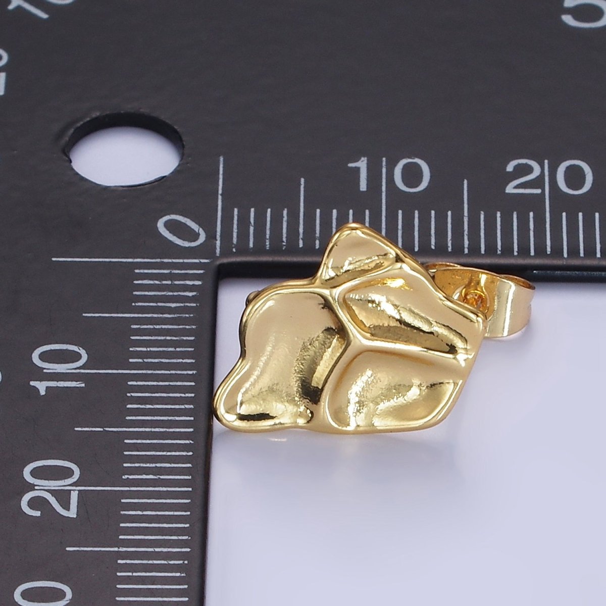 14K Gold Filled Hammered Abstract Stud Earrings in Gold & Silver | Z742 Z743 - DLUXCA