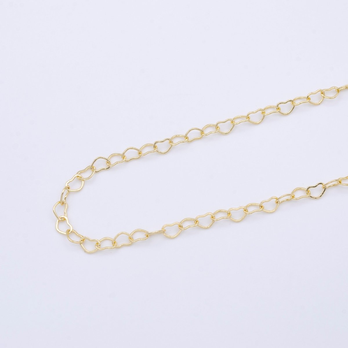 14k Gold Filled Heart Link Gold Chain by Yard, Lovely Heart Charm Chain, Wholesale bulk Roll Chain for Jewelry Making Width 3.4mm | ROLL-1076 - DLUXCA