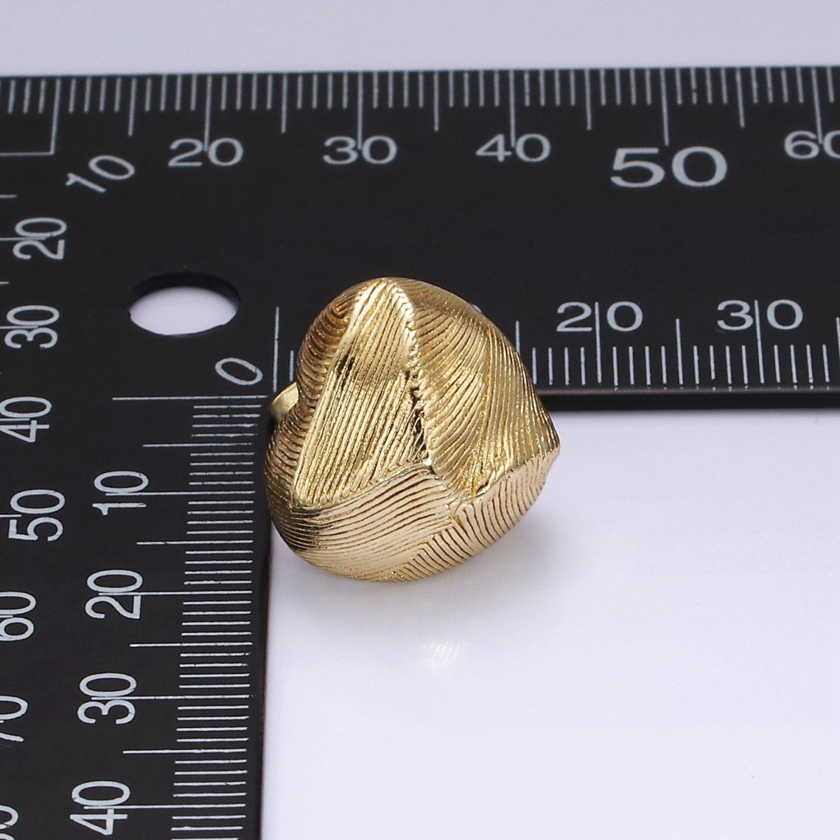 14K Gold Filled Lined Geometric Heart Dome C-Shaped Hoop Earrings | V458 - DLUXCA