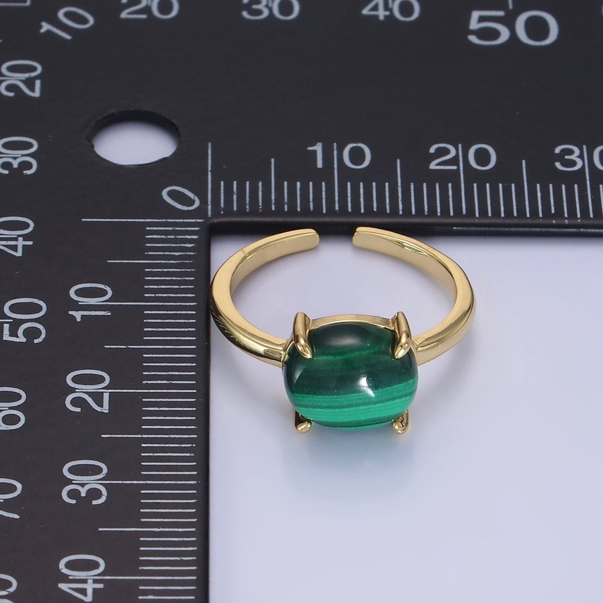 14K Gold Filled Malachite Gemstone Oval Solitaire Ring | O1347 - DLUXCA