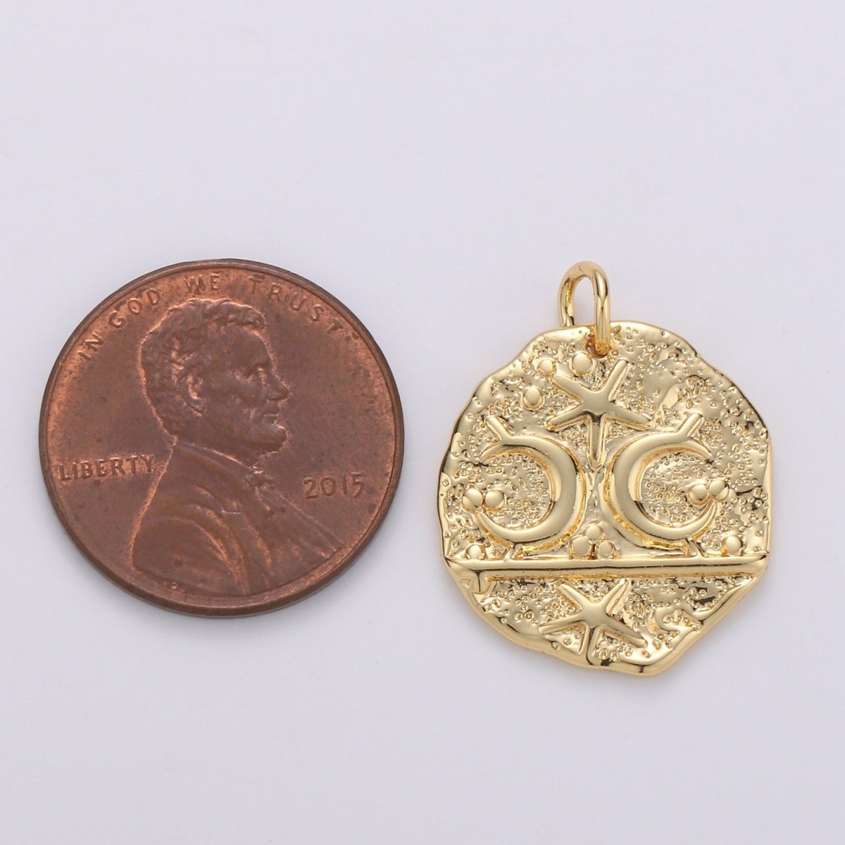 14k Gold Filled Moon and Star Medallion Pendant Celestial Astrology Round Disc Charm Pendant, Vintage Coin for Layer Necklace Earring Supply D-716 - DLUXCA
