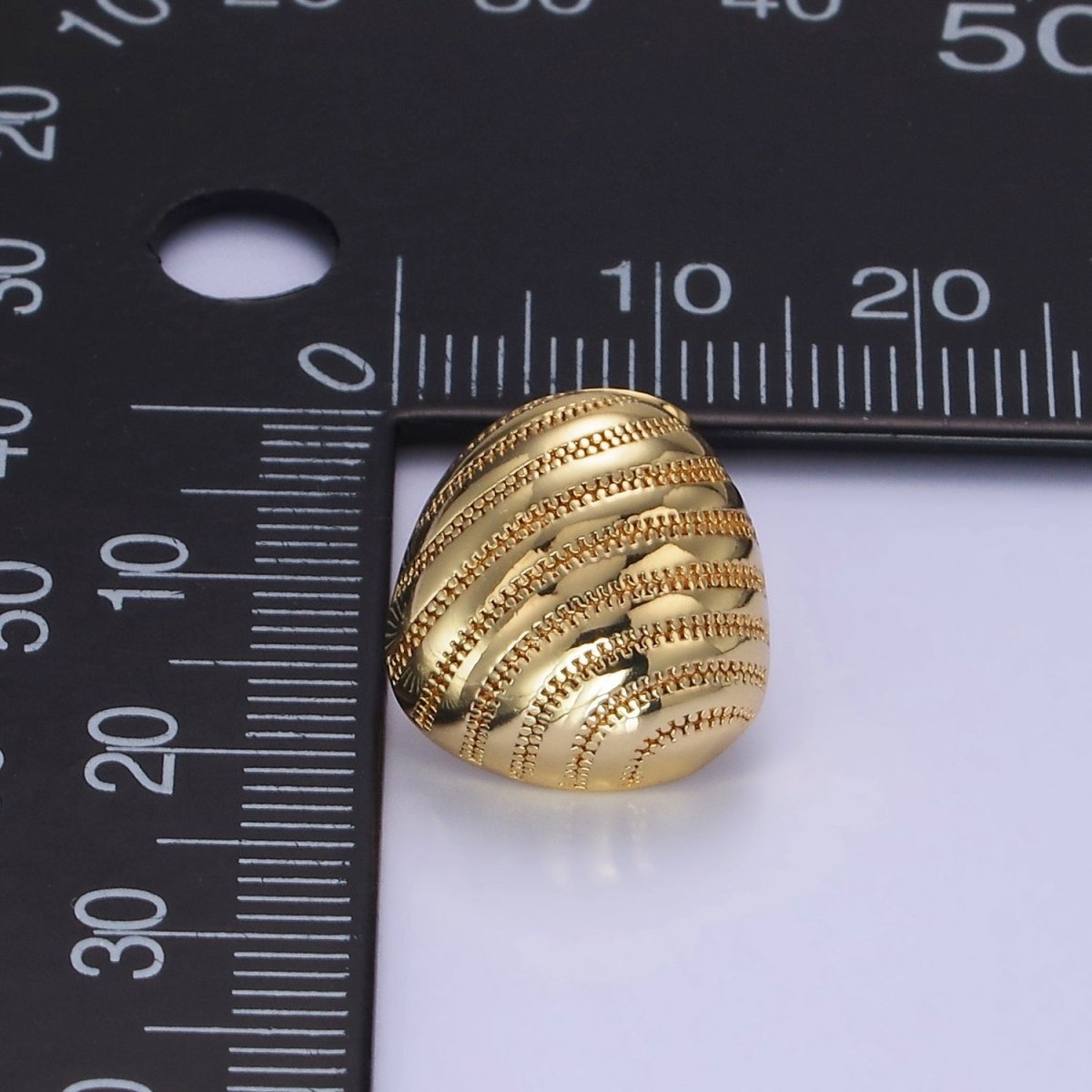 14K Gold Filled Multiple Dotted Lined Dome Oval Stud Earrings | AB1255 - DLUXCA