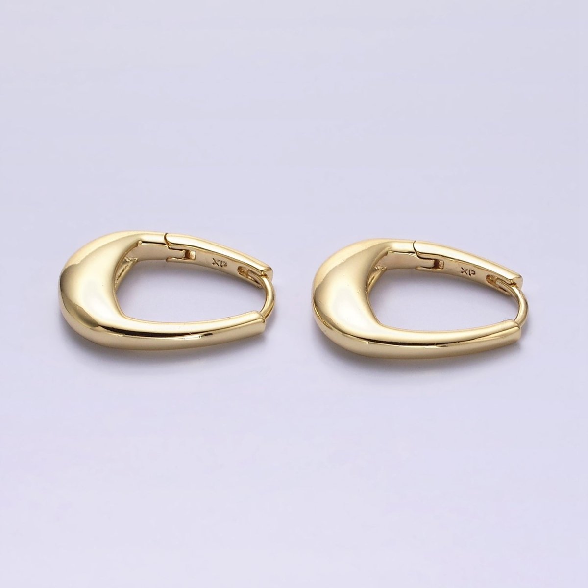 14K Gold Filled Oblong Thin Dome Geometric Hoop Earrings | AE590 - DLUXCA