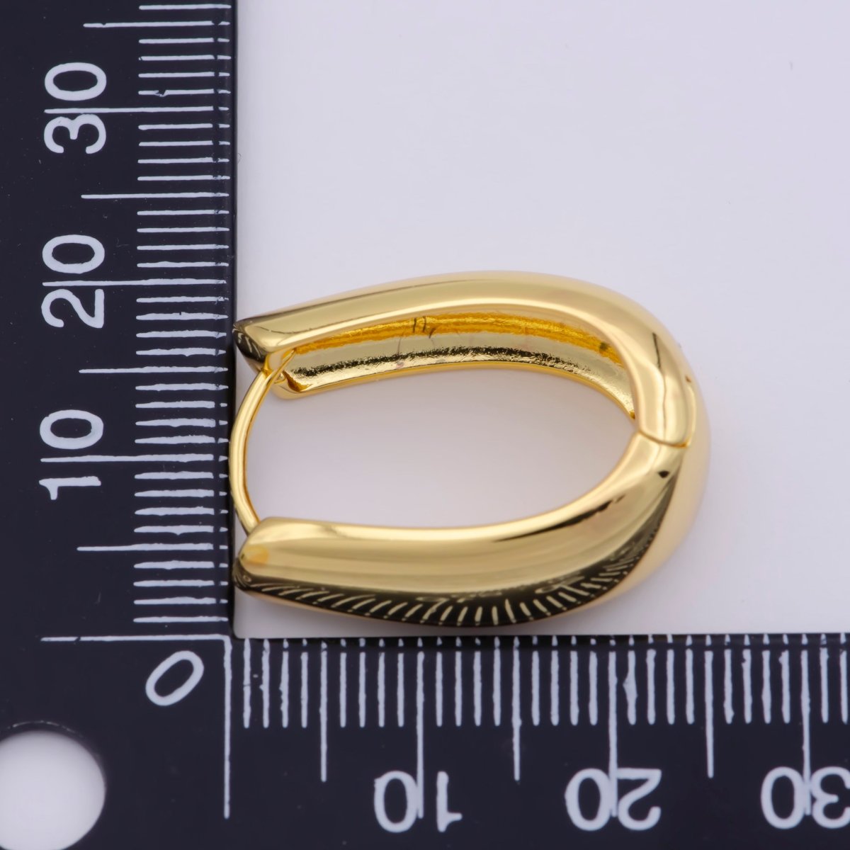 14k Gold Filled Oval Hoop Earrings | Large Thick Hoop Earring for Everyday Wear - DLUXCA