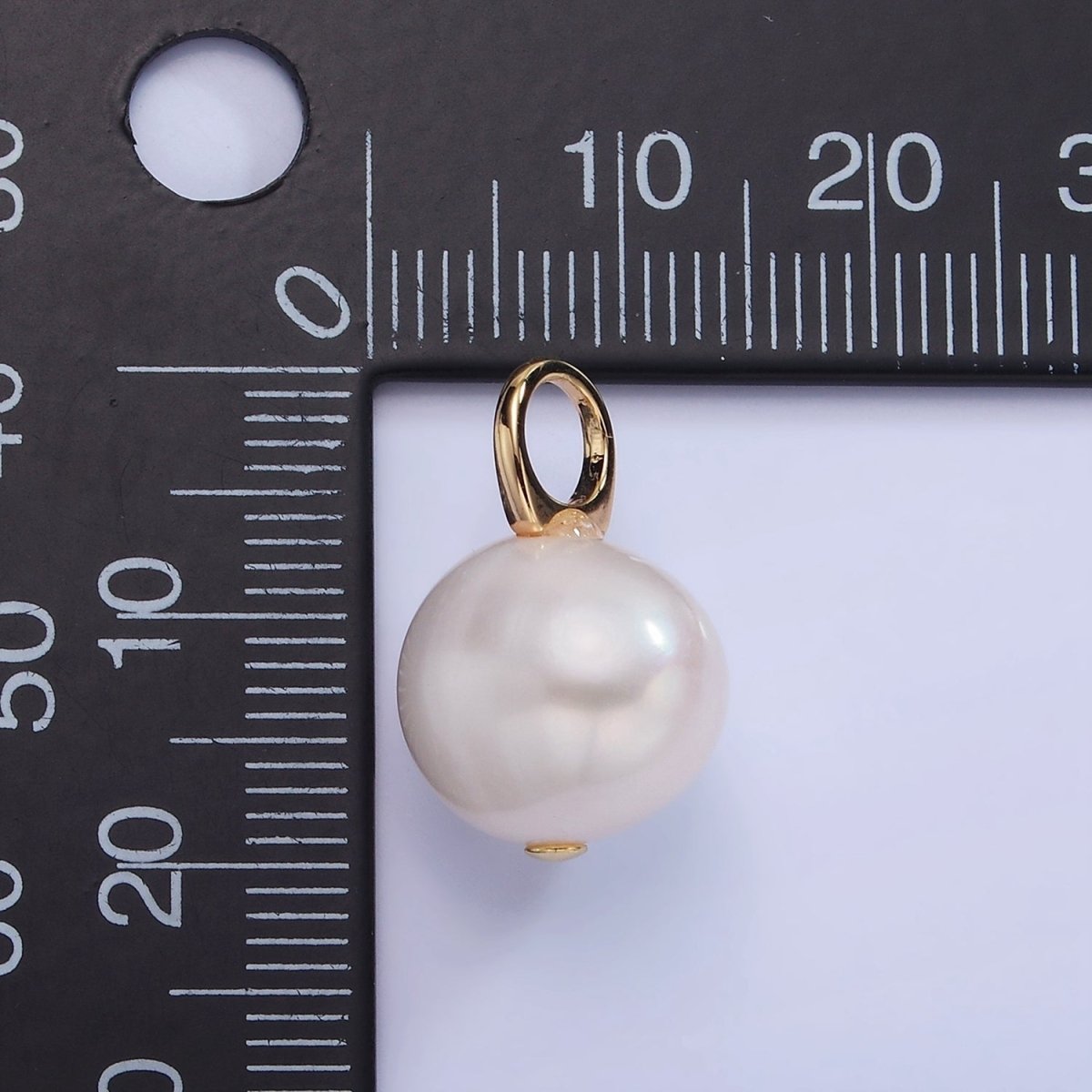 14K Gold Filled Round White Freshwater Pearl Drop Pendant | P1711 - DLUXCA
