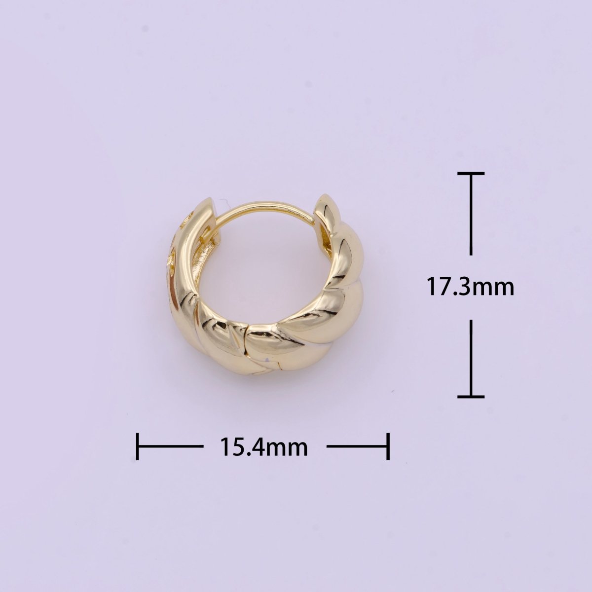 15.5mm Gold Croissant Twist Filigree Huggie Hoops Earrings | Y-163 - DLUXCA