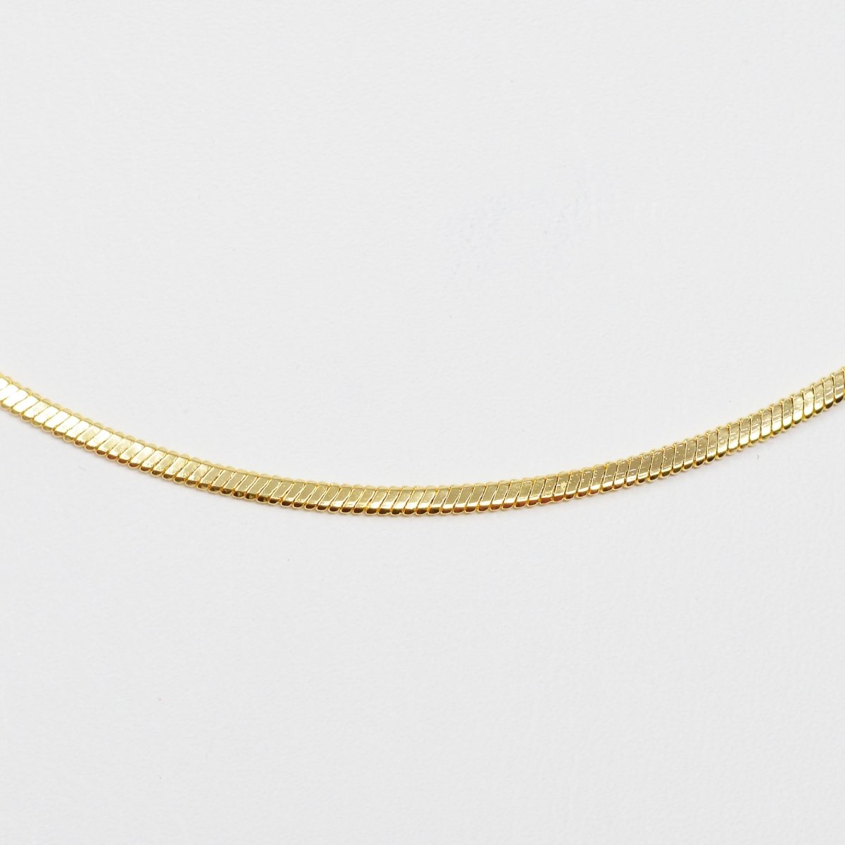 1.5mm Dainty Flat Herringbone Snake 17.5 Inch Layering Chain Necklace w. Lobster Clasps | WA-011 Clearance Pricing - DLUXCA