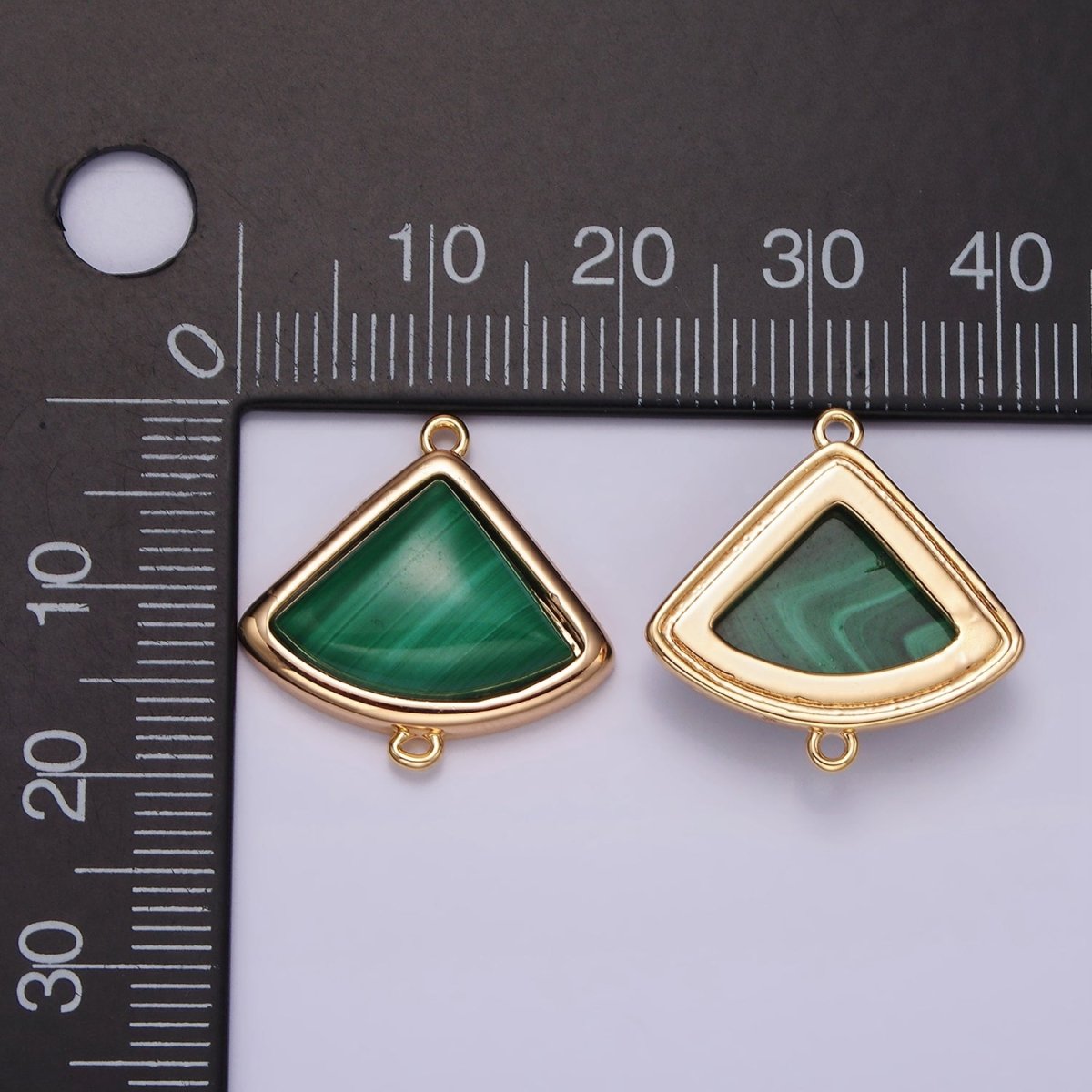 16K Gold Filled 20mm Green Malachite Triangle Bezel Connector | G181 - DLUXCA