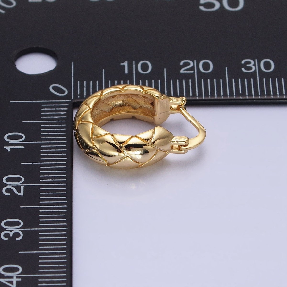 16K Gold Filled 20mm Quilt Textured Latch French Lock Hoop Earrings in Gold & Silver | AD814 AD815 - DLUXCA