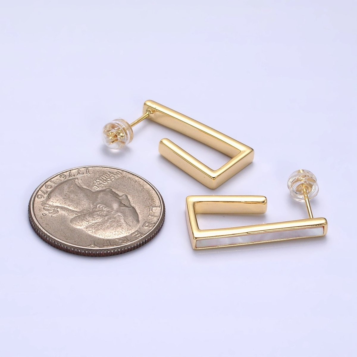 16K Gold Filled 24.5mm Shell Pearl Lined Boxy J-Shaped Hoop Earrings in Gold & Silver | Y801 Y802 - DLUXCA