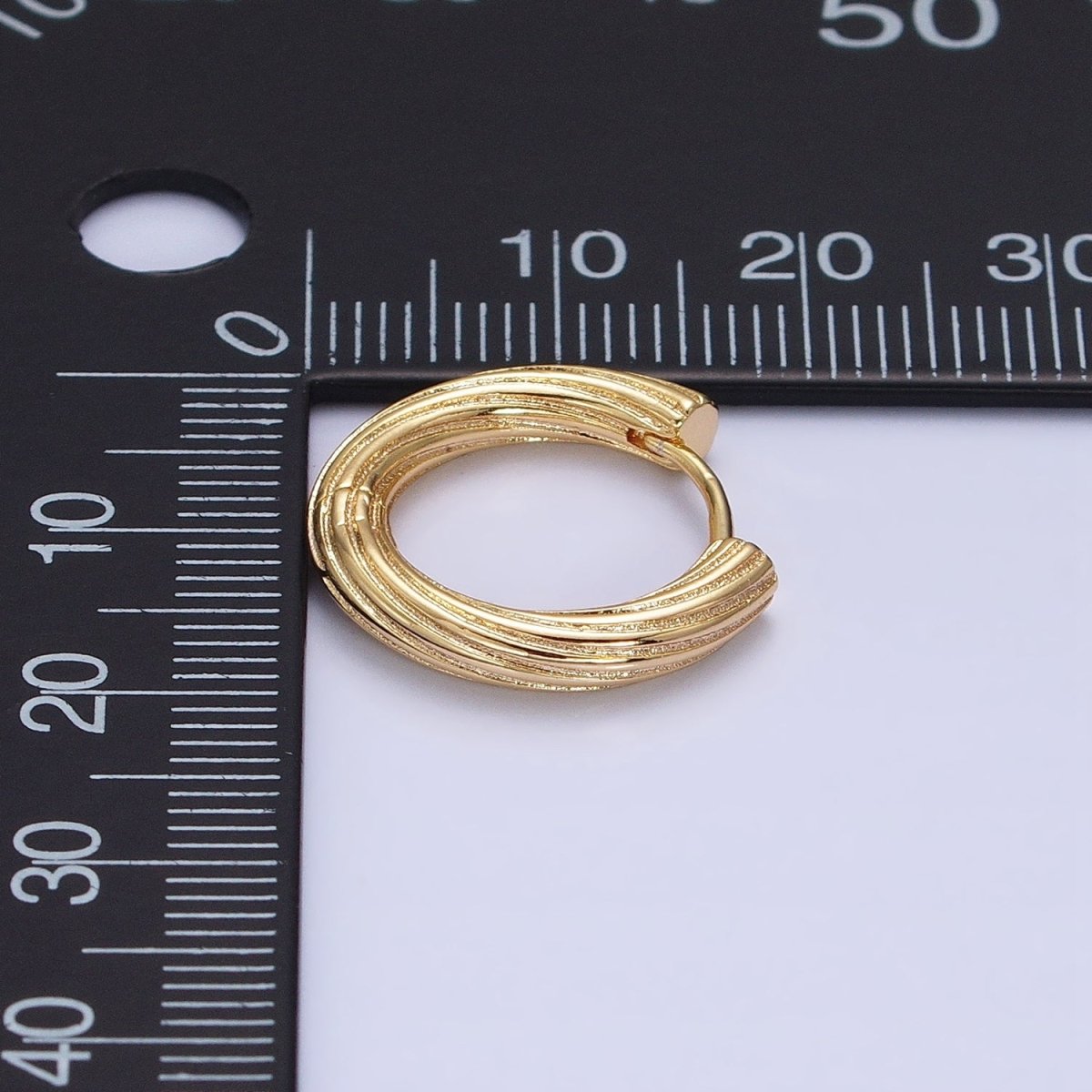 16K Gold Filled Line-Textured Twisted 17mm Endless Hoop Earrings | AD1293 - DLUXCA