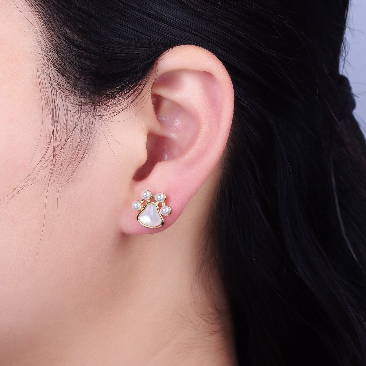 16K Gold Filled Pet Pawprint Animal Shell Pearl Stud Earrings in Gold & Silver | AD952 AD953 - DLUXCA