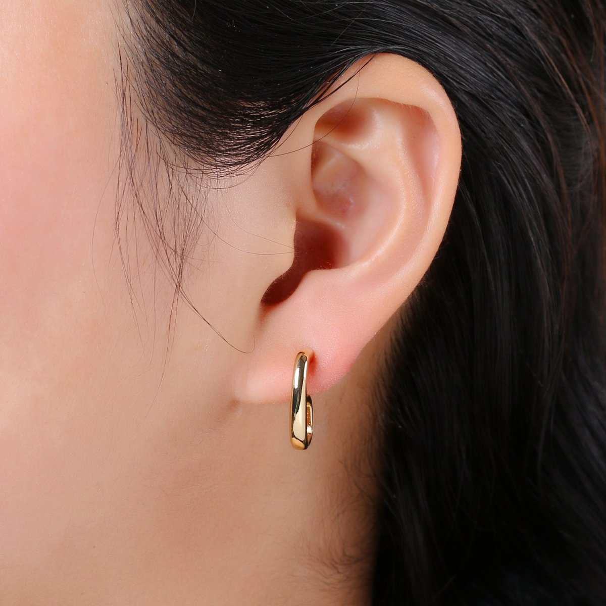 17.5 mm "G" Hoops 14K Gold Plated, 6 Gold Earrings for DIY Earring Craft Supply Jewelry Making Q-409 - DLUXCA