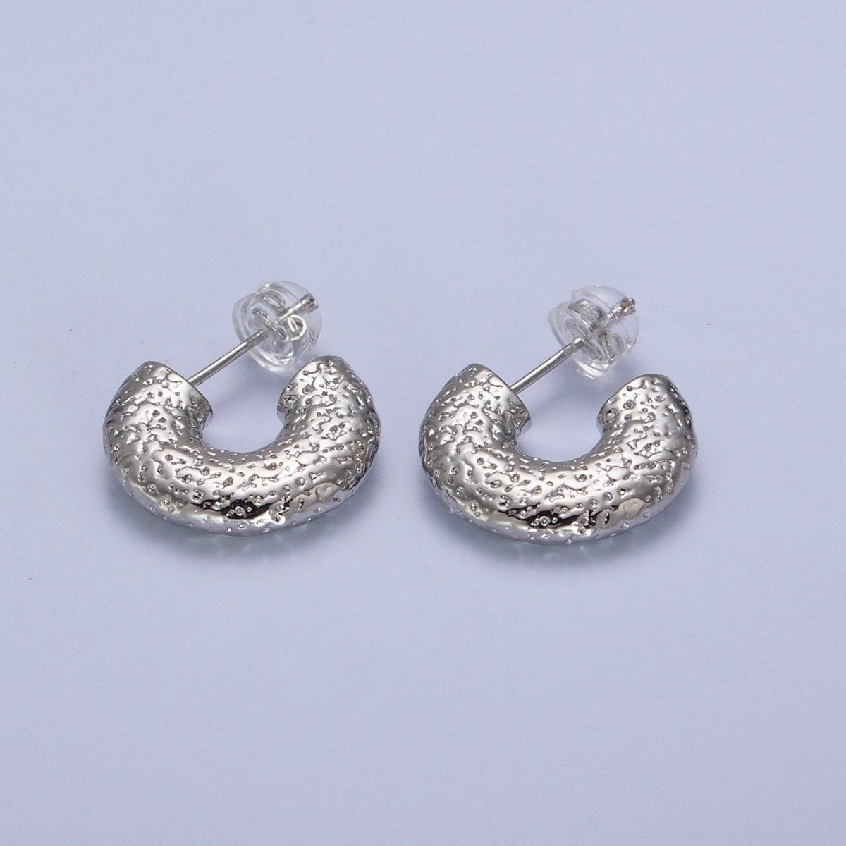 17mm Hammered C-Shaped Textured Chubby Hoop Earrings in Gold & Silver | AB047 AB048 - DLUXCA
