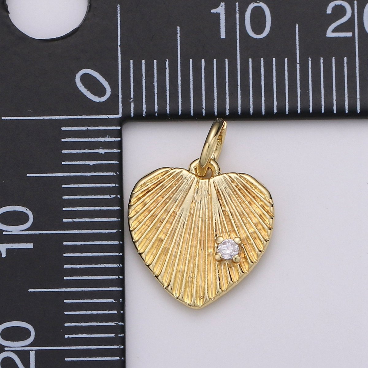 17X12mm 24k Gold Filled Heart Charms, Love Pendant, Dainty Heart Pendant Cubic Heart Charm for Bracelet Earring Necklace supply D-412 - DLUXCA