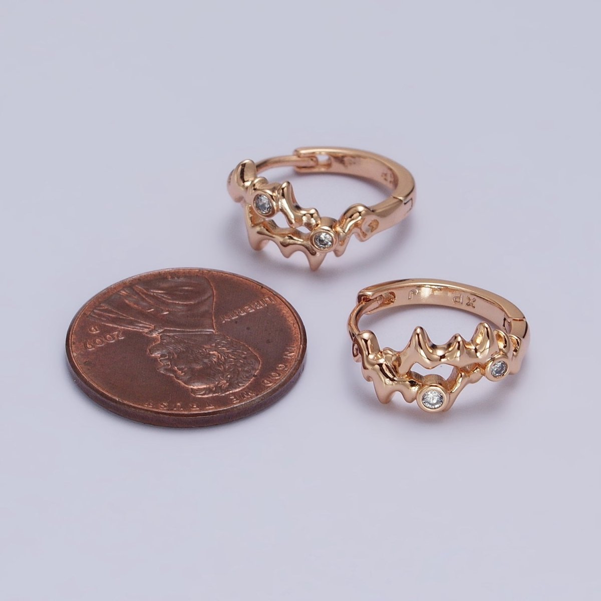 18K Gold Filled ZigZag Charm Hoops Earring Lever Back earring AB1072 - DLUXCA