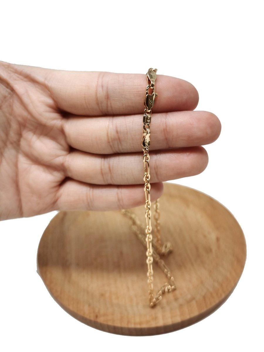 19.6 inches Ready To Use 18K Gold Filled Figaro Chain Necklace, Dainty 3mm Necklace w/ Lobster Clasps | CN-714 - DLUXCA