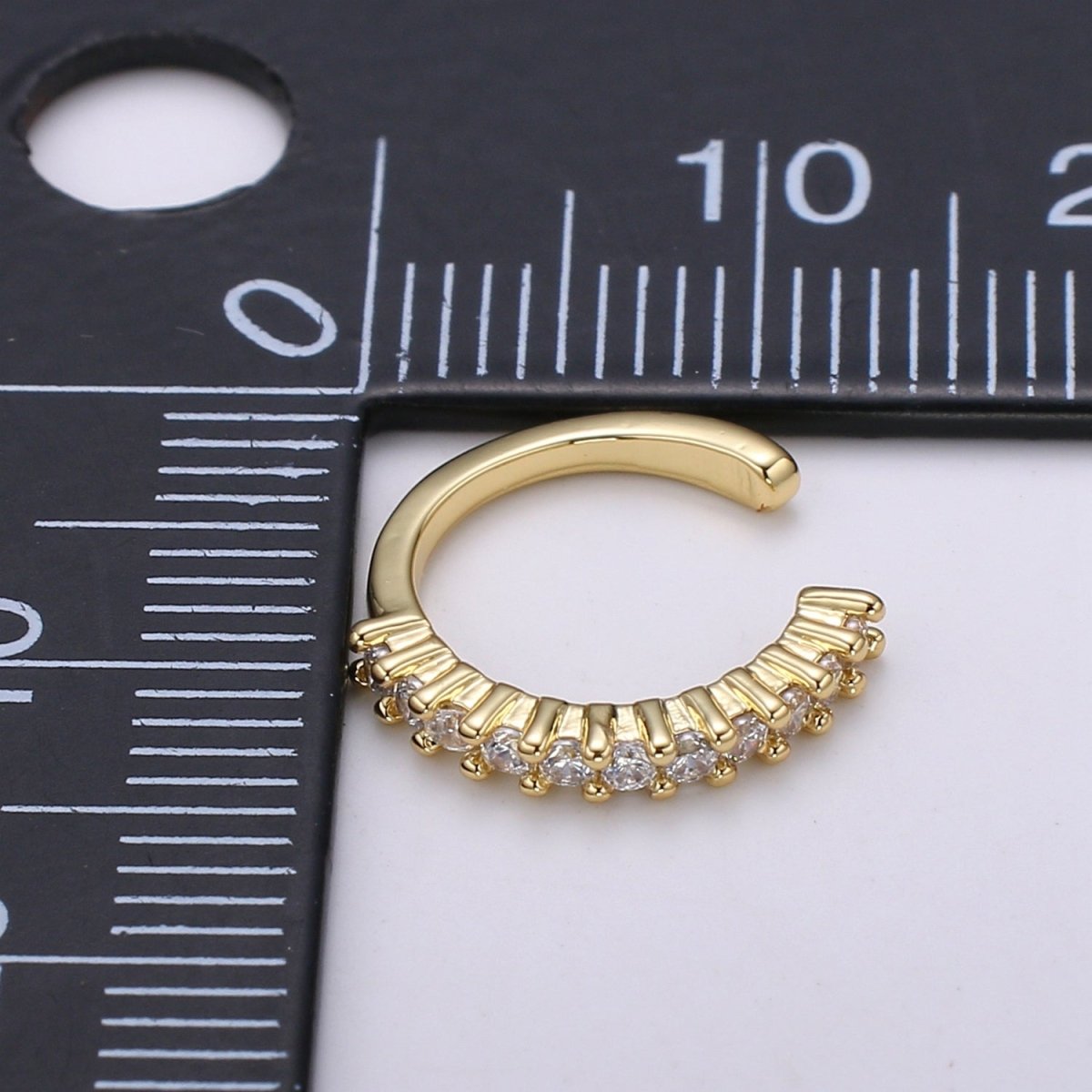 1Pc Micro Pace CZ Ear Cuff 24K Gold Ear cuff Earring, Nonpierced Ear cuff for Cartilage, ingle Earring, Minimalist ear cuff AI-144 - DLUXCA