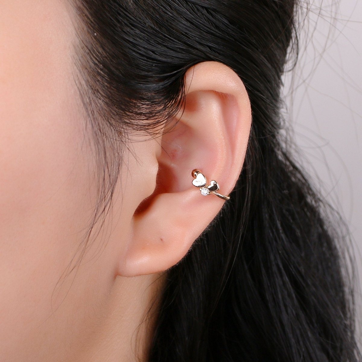 1x Dainty Heart Earcuff Gold Ear cuff cartilage earring no piercing, gold ear cuff, fake piercing, Love earcuff, Friendship ear cuff wrap, AI-093 - DLUXCA