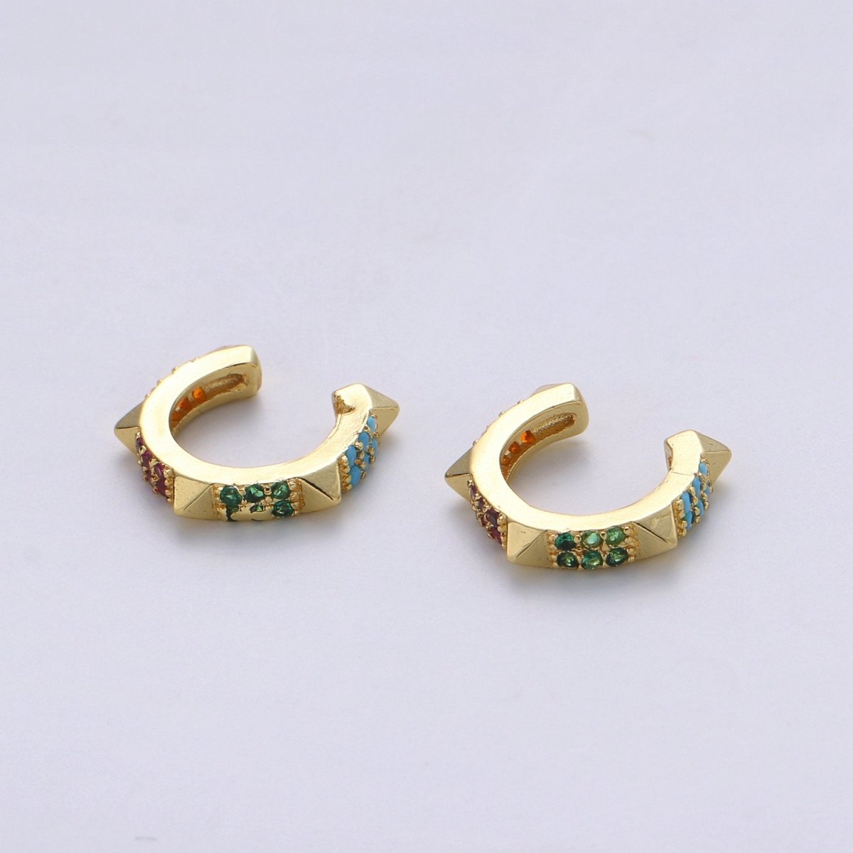 1x Dainty Pyramid Spikes Conch Ear Cuff Earrings Studded Gold Spike Earcuff Earring AI-104 - DLUXCA