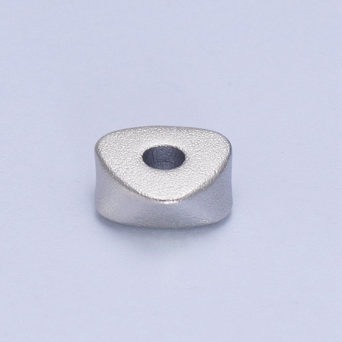 20pcs 24K Gold Filled 20 Pieces 7.8mm Geometric Triangle Matte Bead in Gold & Silver | K-303 K-304 - DLUXCA