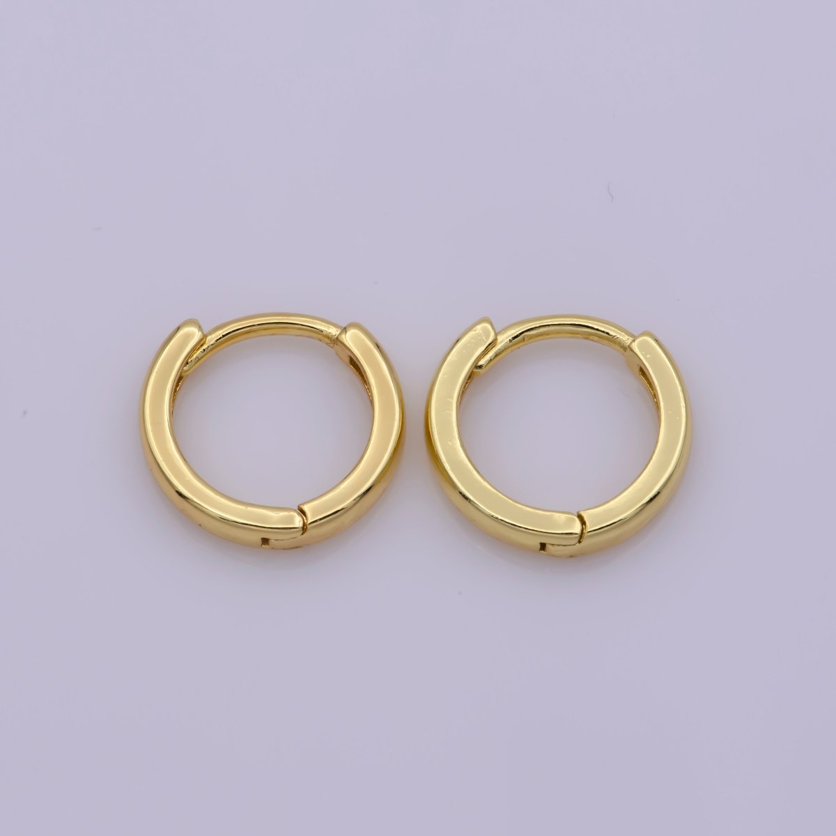 24K Gold Filled 12.4mm Minimalist Flat Huggie Hoop Earrings | Leo-563 - DLUXCA