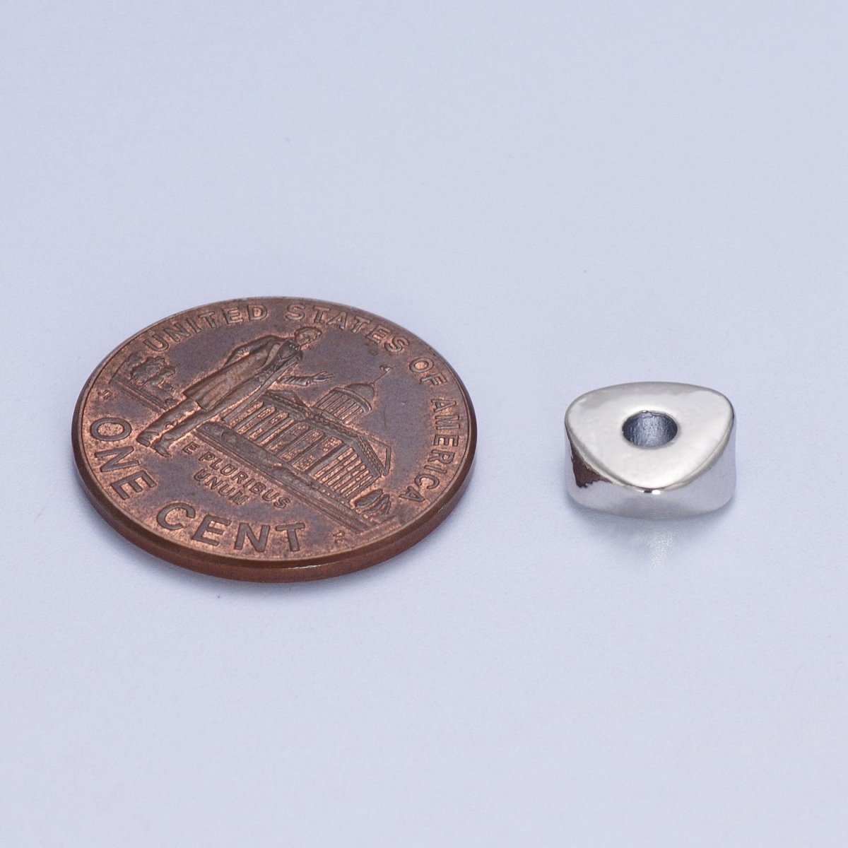 24K Gold Filled 20 Pieces 7.8mm Triangle Geometric Beads Supply in Gold & Silver | K-305 K-306 - DLUXCA