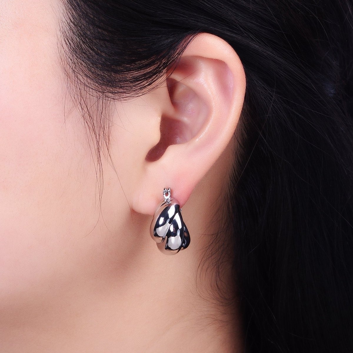 24K Gold Filled 21mm Dome Croissant Latch Earrings in Silver & Gold | AB-1429 AB-1432 - DLUXCA