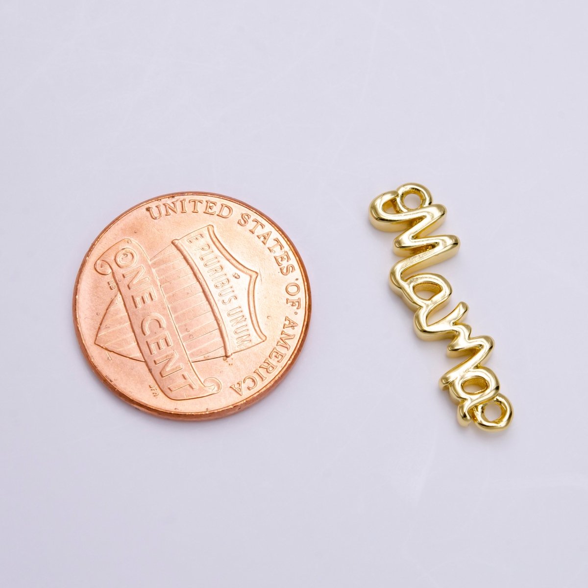 24K Gold Filled 22mm "Mama" Handwritten Script Sideway Sideway Connector F836 - DLUXCA