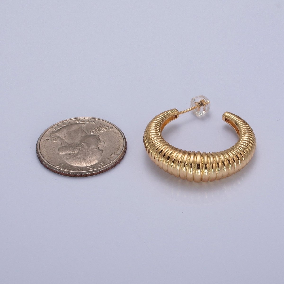 24K Gold Filled 30mm Croissant C-Shaped Hoop Earrings in Gold & Silver | P300 P301 - DLUXCA