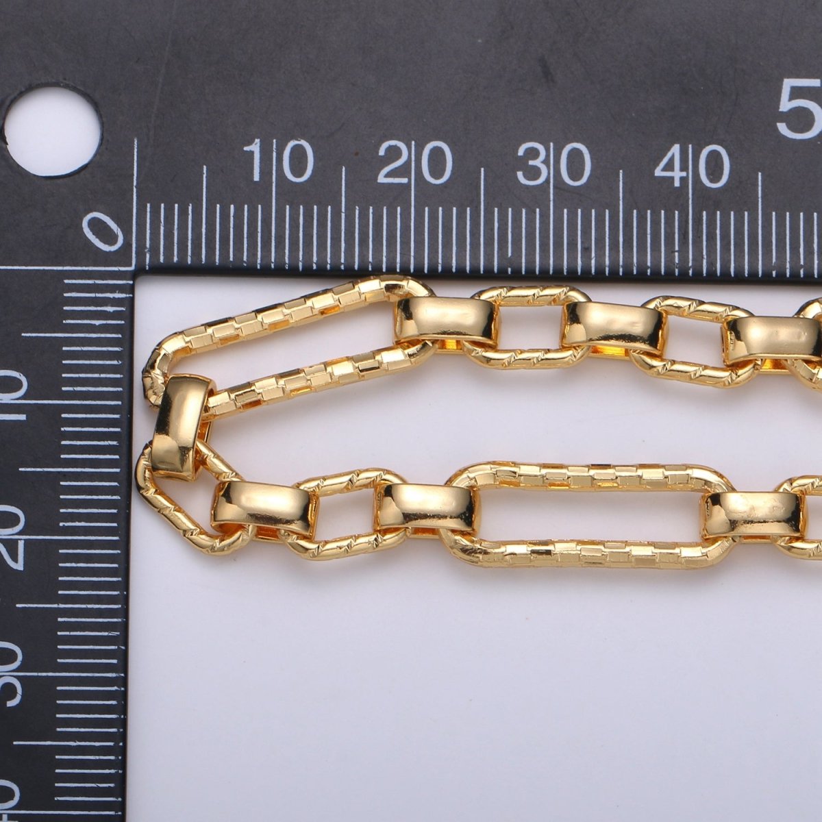 24K Gold Filled Chain By Yard, Long and short Fancy Chain By Yard, Wholesale Roll Chain For Jewelry Making | ROLL-370 Clearance Pricing - DLUXCA