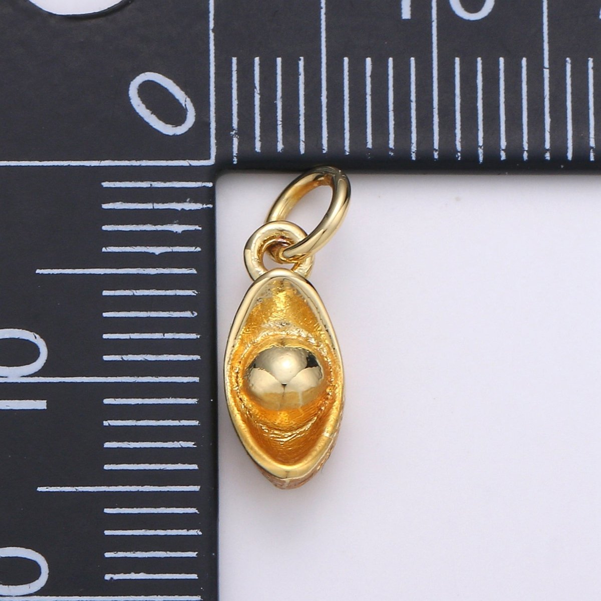 24K Gold Filled Chinese Gold Ingot Charm E-074 - DLUXCA