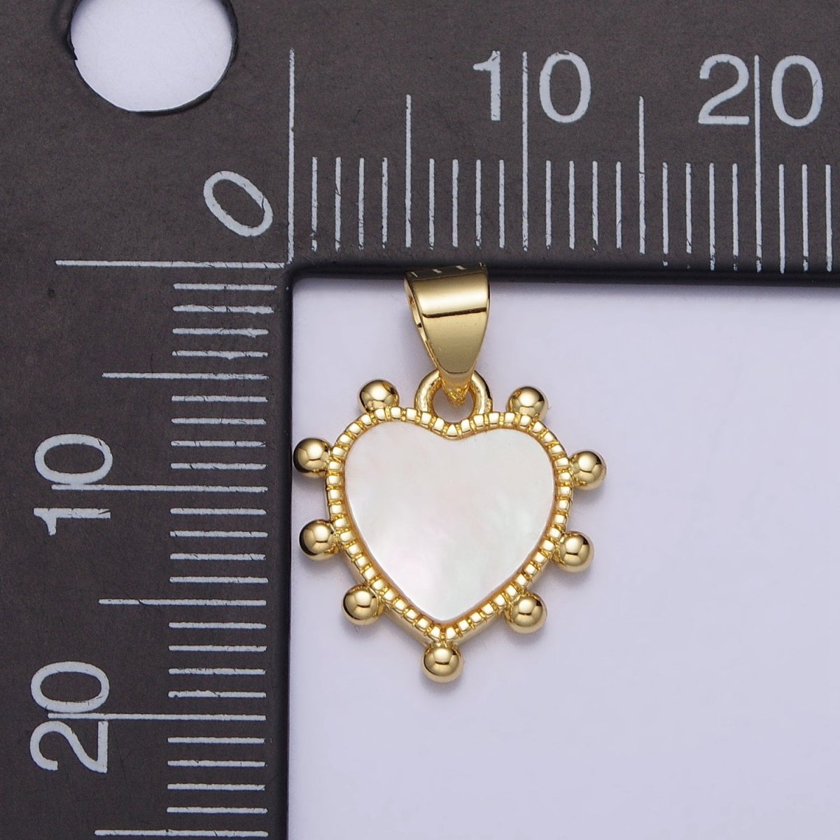 24K Gold Filled Heart Shell Pearl Round Bead Dotted Outline Pendant | AA-025 - DLUXCA