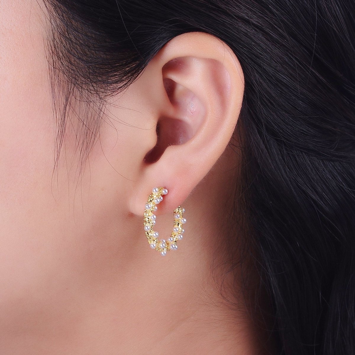 24K Gold Filled White Pearl Beaded C-Shaped Stud Hoop Earrings | Y-228 - DLUXCA