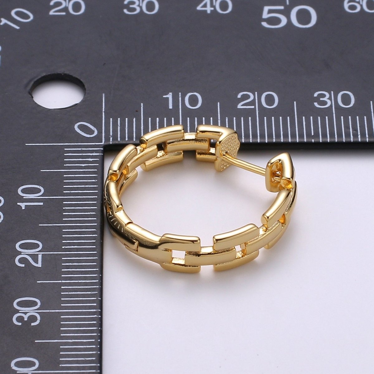 25mm Large Gold Link Hoops, 24k Gold Filled Hoop Earrings, Chunky Hoop Earrings, Big Hoop Earrings, Bold Chain Hoops for everyday wear Q-351 - DLUXCA