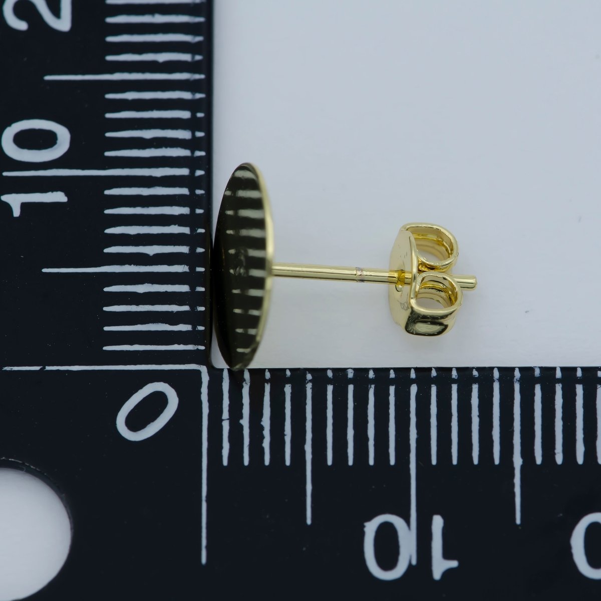 6mm, 8mm, 10mm Round Gold Earrings • Gold Stud Earrings • Circle Stud Round Tack Disc • 14k Gold Filled Geometric Round Earrings Post Stud L-391 L-392 L-393 - DLUXCA