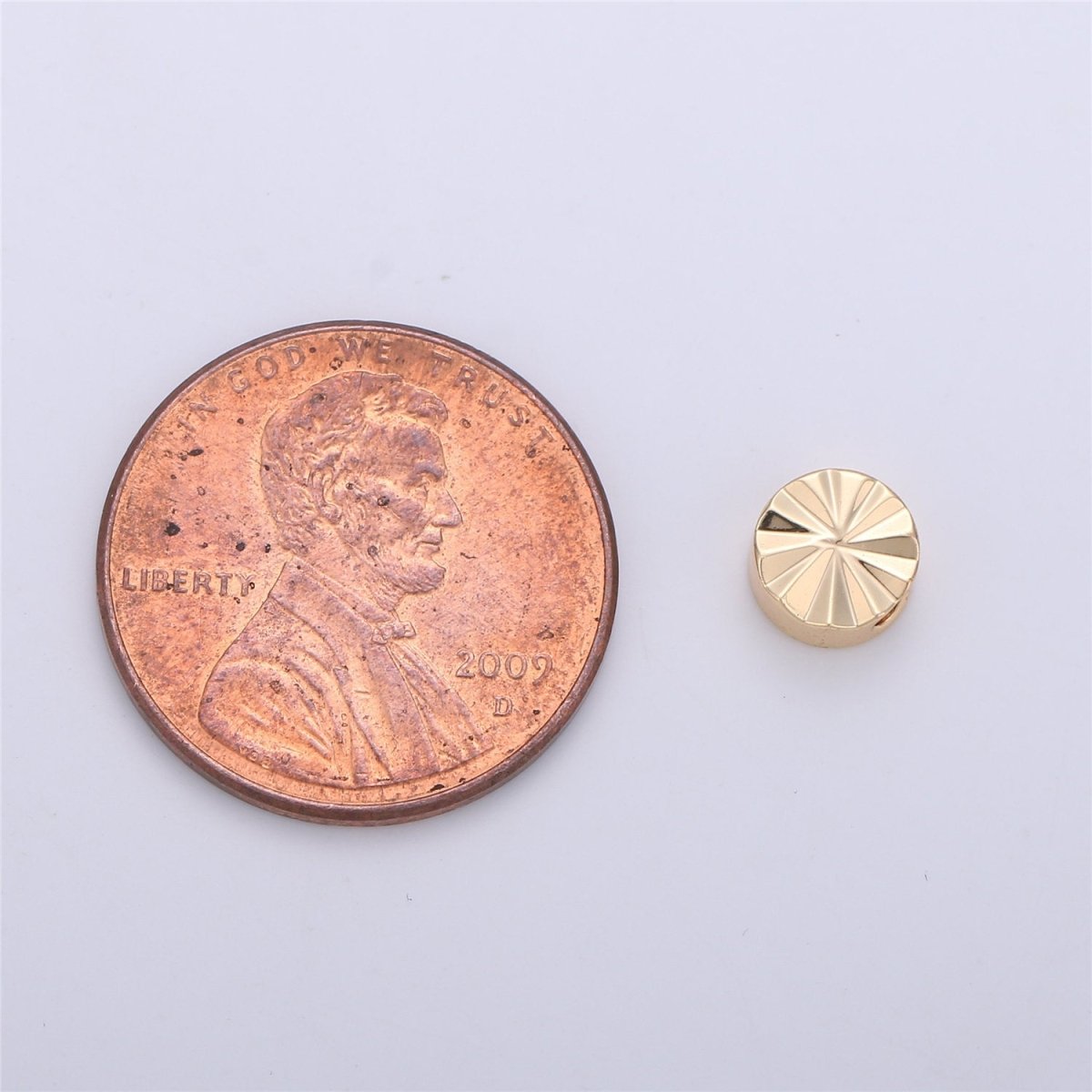 6mm Shiny Gold Plated Round Circler Flower Beads for bracelet spacer Jewelry Making Supply small hole beads B-223 - DLUXCA