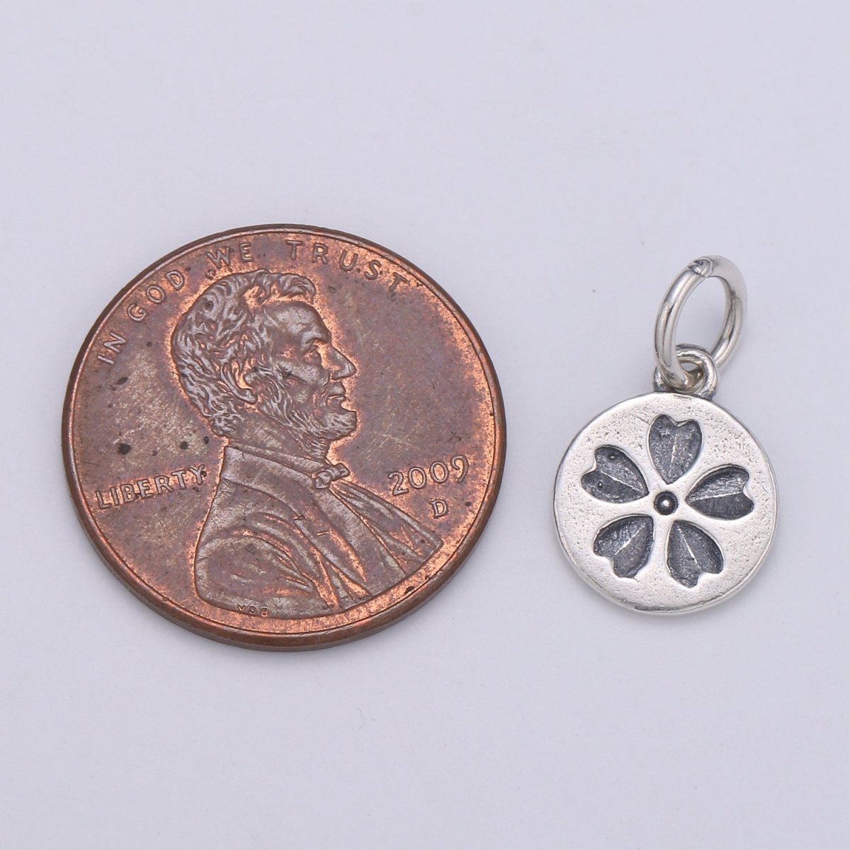 925 Sterling Silver Clover Charm, Round Disc Charm Silver Heart Charm for Necklace Bracelet Earring, Love Heart Charm SL-082 - DLUXCA