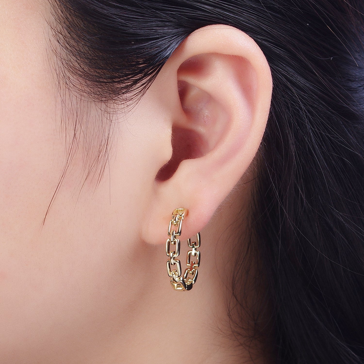 14K Gold Filled Boxy Geometric Cable Chain Link Huggie Hoop Earrings | Y013 - DLUXCA